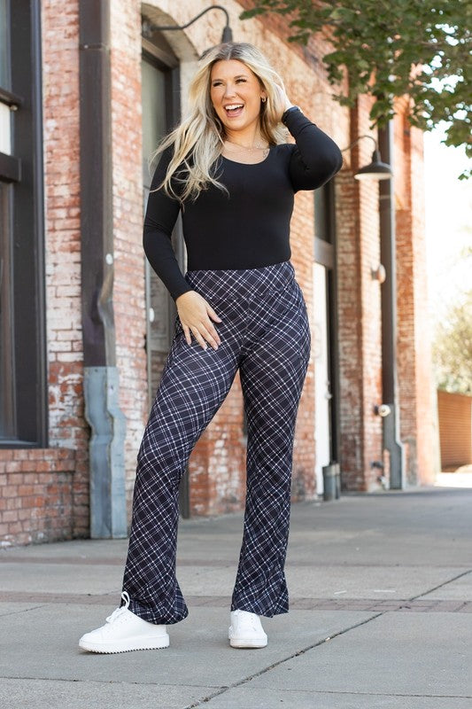 The Jennifer Plaid Bootcut Leggings