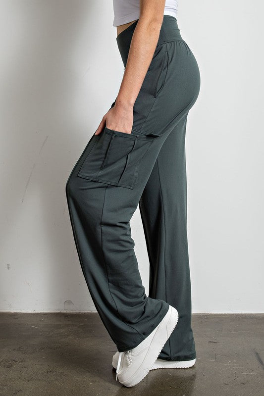 Butter Straight Leg Cargo Pants – Crazy Like a Daisy Boutique