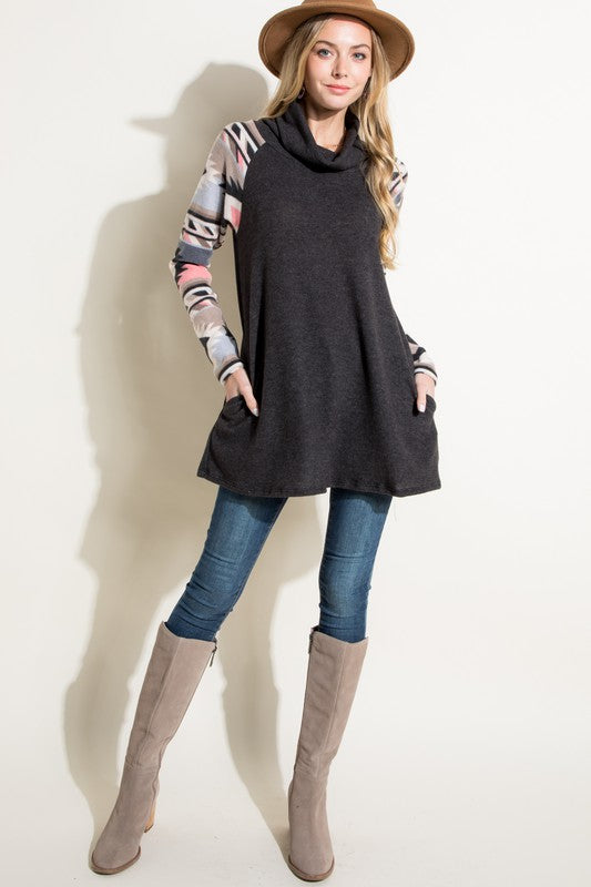 AZTEC TURTLE NECK TUNIC TOP