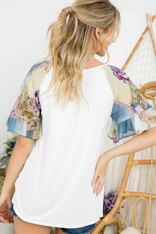 PLUS FLORAL MIX BELL SLEEVE TOP