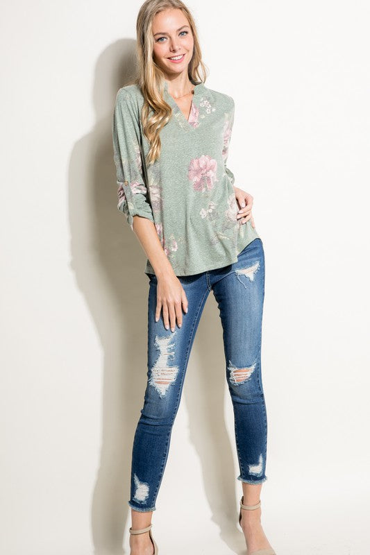 FLORAL SPLIT NK ROLL TAP SL TOP