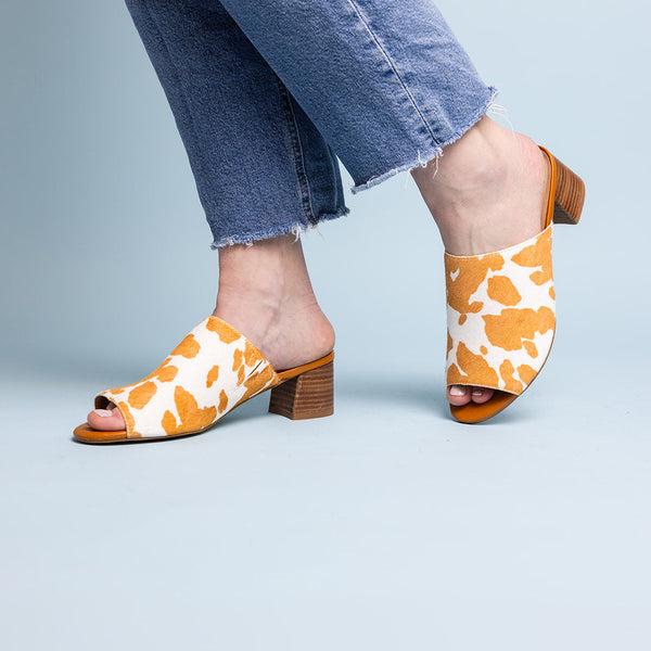 Richwood Peeptoe Tan and White Cowhide Slide